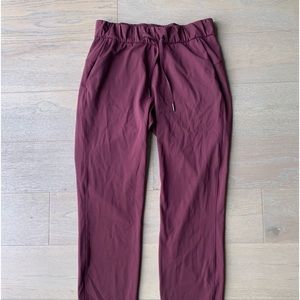 Lululemon on the fly pants
